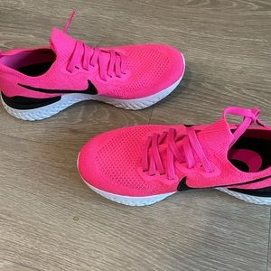 Women’s Epic React Flyknit 2